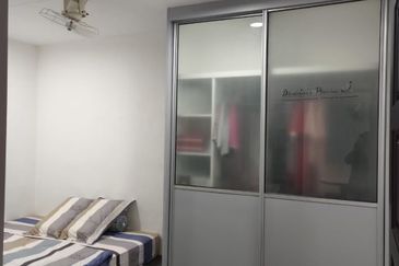 Lower Price with Fully Furnished at Seberang Jaya, Nearby Sunway Carnival Mall and North-South Highway, Penang