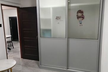 Lower Price with Fully Furnished at Seberang Jaya, Nearby Sunway Carnival Mall and North-South Highway, Penang