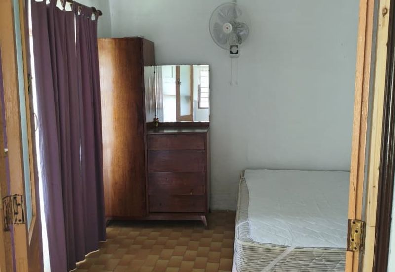 Kampong House at Permatang Pauh nearby UiTM & Politeknik, Seberang Perai, Penang