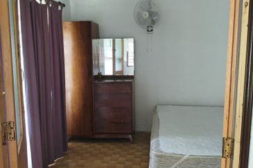 Kampong House at Permatang Pauh nearby UiTM & Politeknik, Seberang Perai, Penang