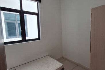 Queens Residences @ Queens Waterfront