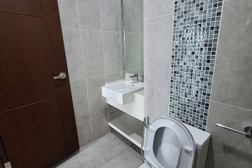 Queens Residences @ Queens Waterfront