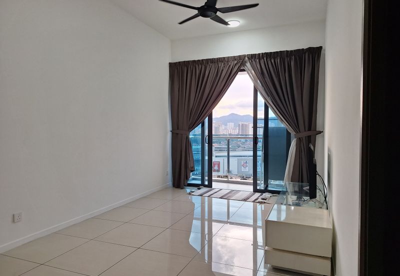 Queens Residences @ Queens Waterfront