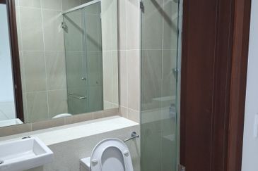 Queens Residences @ Queens Waterfront