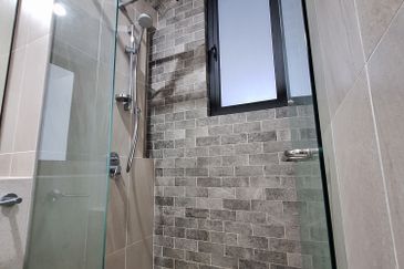 Queens Residences @ Queens Waterfront