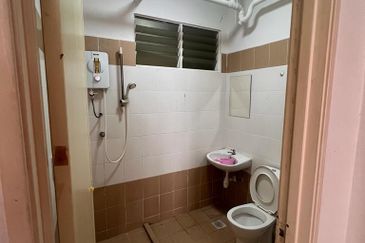 D'Piazza Condominium