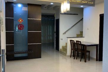 i-Suria Duplex Apartment with Fully Furnished near Bayan Lepas Industrial Zone, Penang