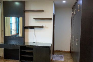 i-Suria Duplex Apartment with Fully Furnished near Bayan Lepas Industrial Zone, Penang