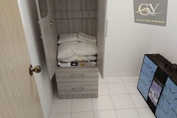 Arasia Perdana (The Clovers)