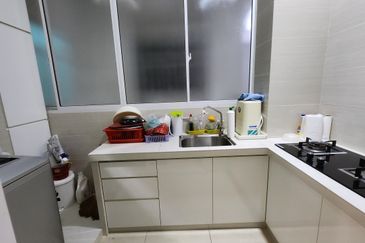 Setia Triangle Persiaran Kelicap