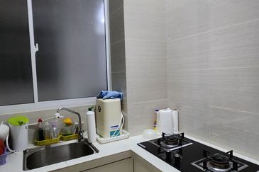 Setia Triangle Persiaran Kelicap