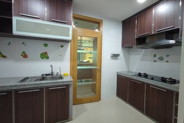 The View (Twin Towers)