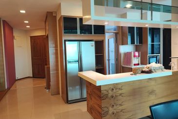 The View (Twin Towers)