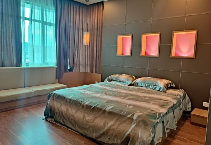 The View (Twin Towers)