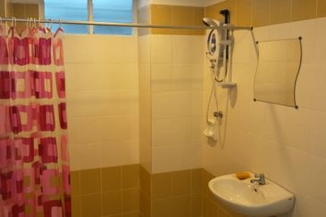 D'Piazza Condominium