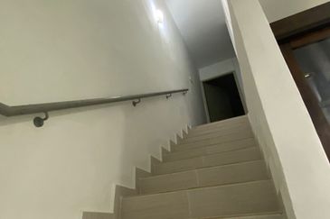 Persiaran Mayang Pasir 5