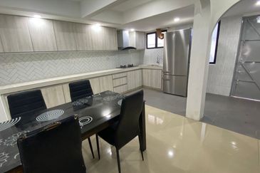 Persiaran Mayang Pasir 5