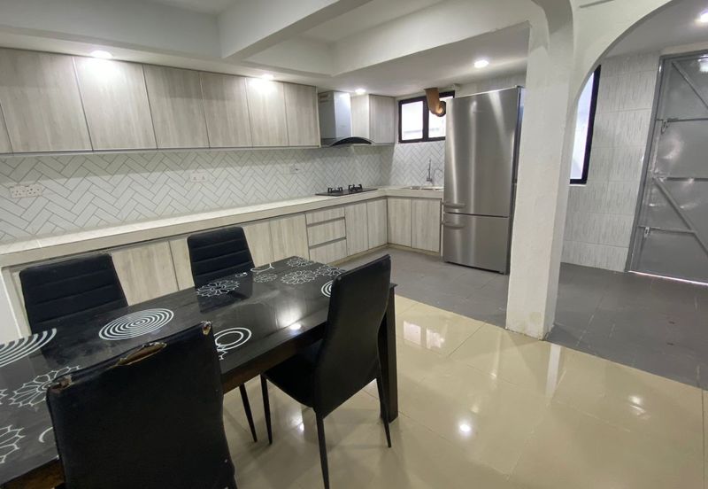 Persiaran Mayang Pasir 5