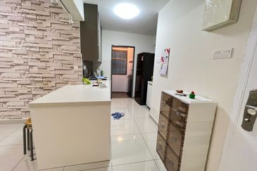 Pangsapuri suria 1 with Fully Furnished at Batu Kawan Industrial Zone near Penang 2nd Bridge