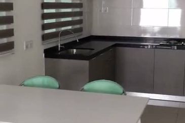 Arasia Perdana (The Clovers)