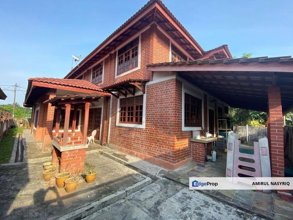 RENOVATED BUNGALOW Double Storey Bukit Naga Seksyen 32 Shah Alam for ...