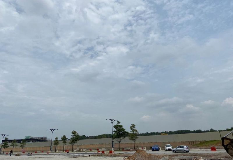 Face Main Road, Impian Prisma, Alam Impian, Kota Kemuning