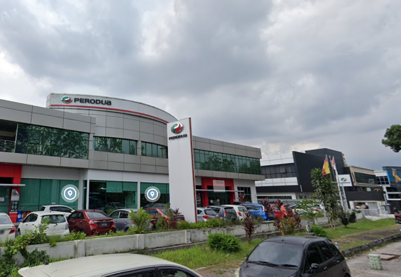 CAR SHOWROOM, FACING MAIN ROAD FOR RENT AT GLENMARIE