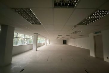 [Corner] Hicom Glenmarie, Temasya Industrial Park, Temasya Glenmarie, Glenmarie, Glenmarie, Shah Alam