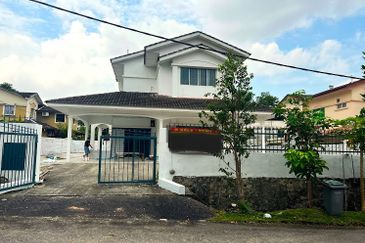 Sikamat Acasia Country Heights