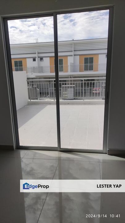 2 storey terrace @ nilai , 10 min to nilai aeon, Negeri Sembilan, Nilai