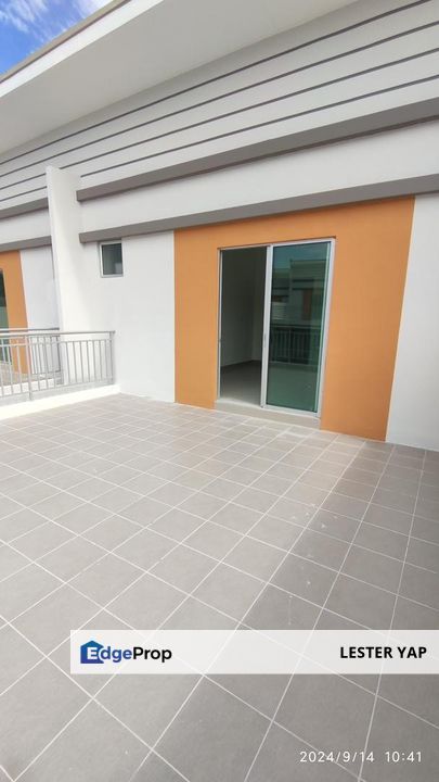2 storey terrace @ nilai , 10 min to nilai aeon, Negeri Sembilan, Nilai