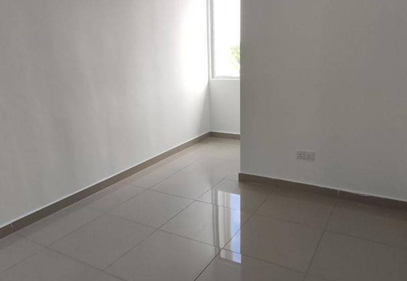 2 storey terrace @ nilai , 10 min to nilai aeon