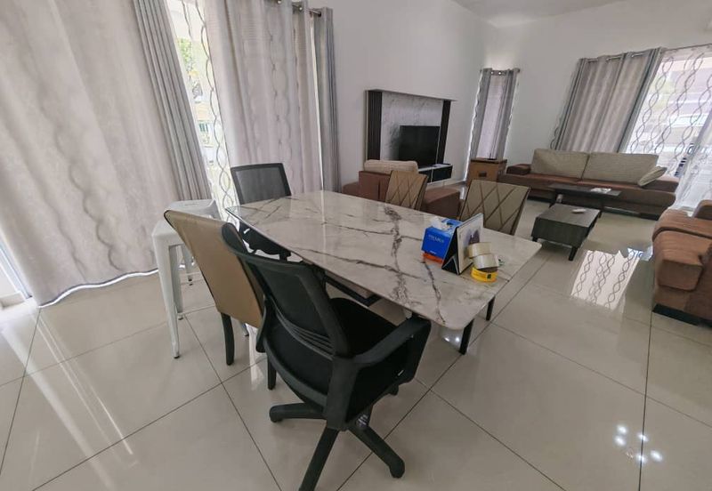 TAMAN BUKIT CHEMARA(CHEMARA HILL)