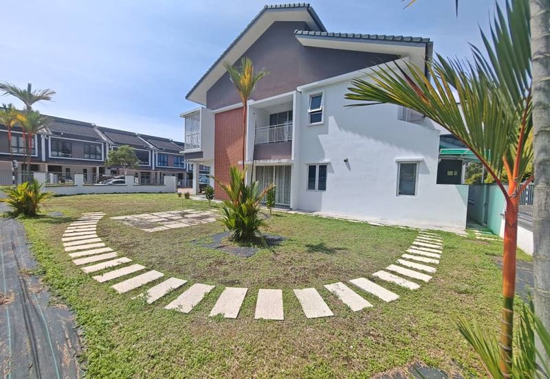 TAMAN BUKIT CHEMARA(CHEMARA HILL)