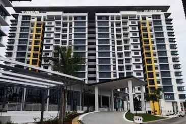 Safira Apartment, Seremban 2