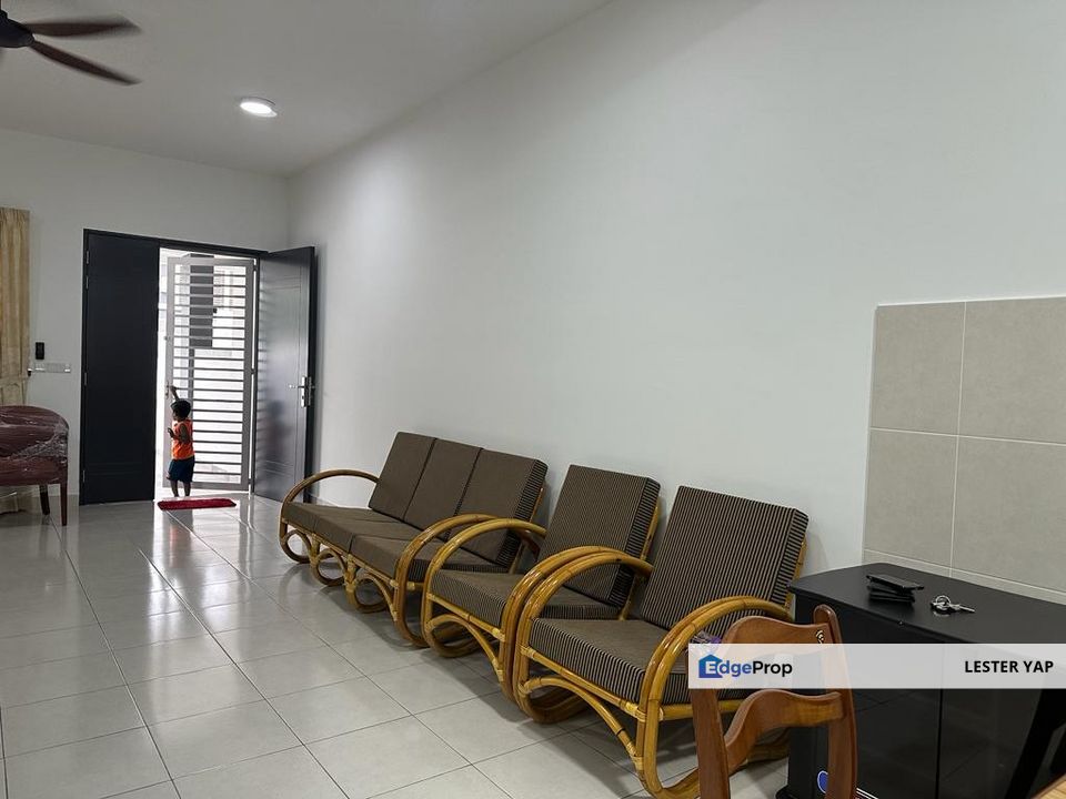 2 storey terrace for rent @ Seremban 2 tmn bkt kepayang, Negeri Sembilan, Seremban