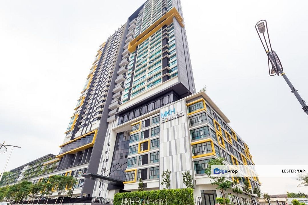 Mkh Boulevard 2 services residences corner lot for rent, Selangor, Kajang