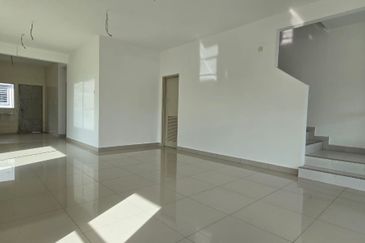 S2 HEIGHTS(SEREMBAN 2)