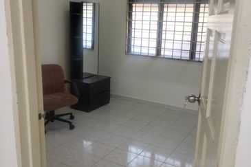 GARDEN AVENUE (SEREMBAN 2)