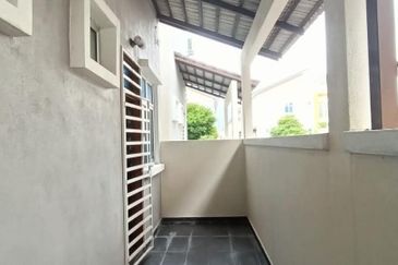 Residence 7, Bandar Springhill