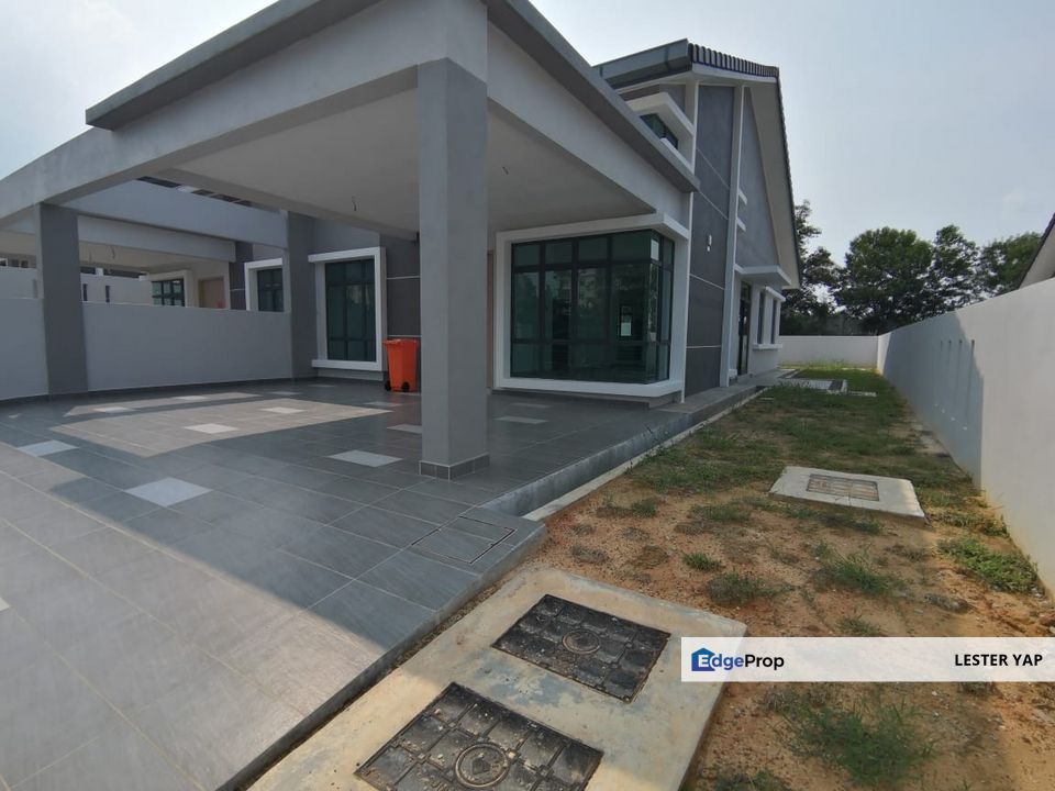 Single storey Semi d @ nilai , 5 min to nilai toll / aeon , Negeri Sembilan, Nilai