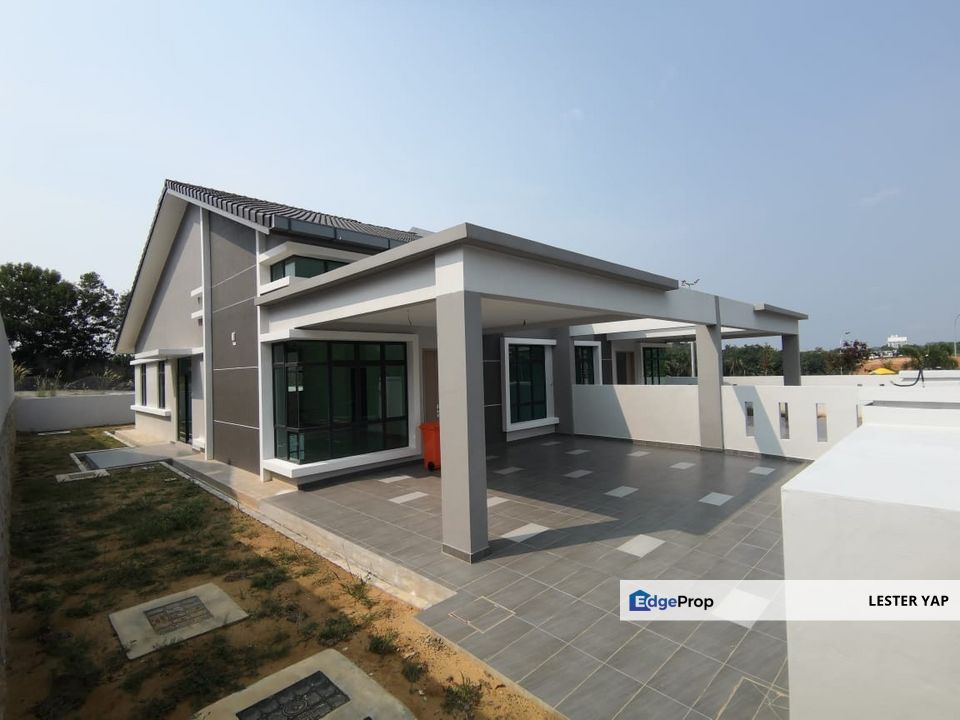 Single storey Semi d @ nilai , 5 min to nilai toll / aeon , Negeri Sembilan, Nilai