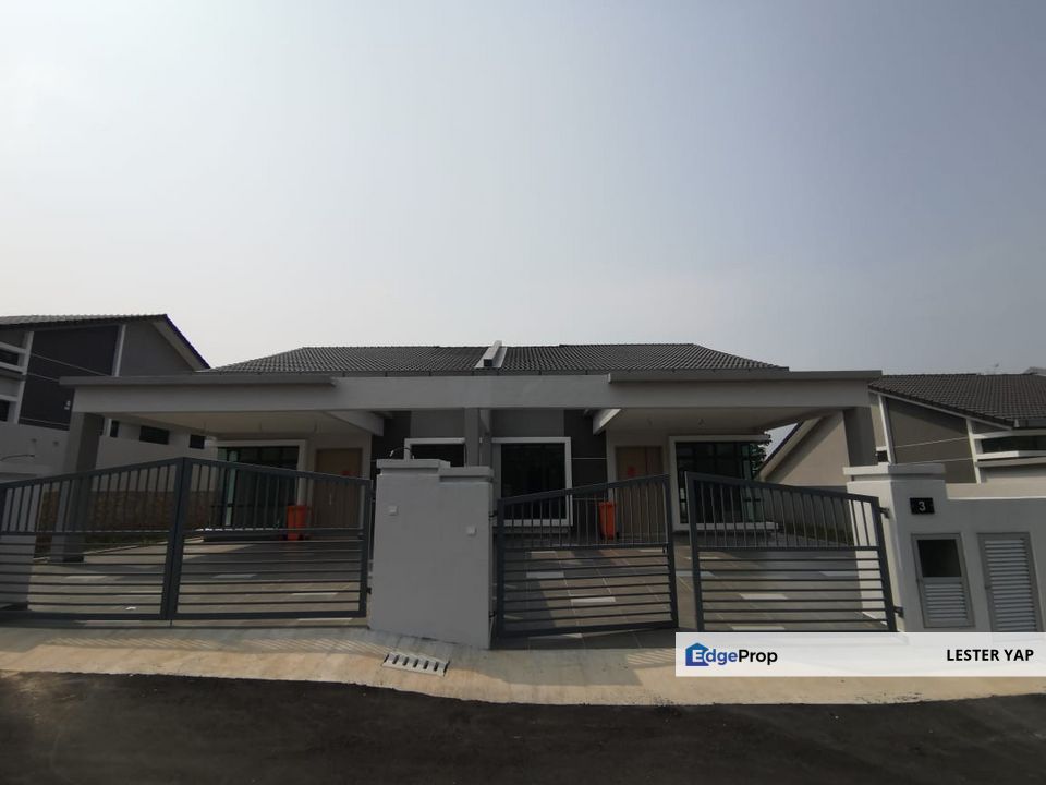 Single storey Semi d @ nilai , 5 min to nilai toll / aeon , Negeri Sembilan, Nilai