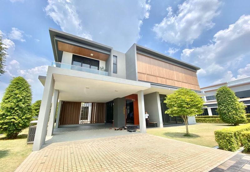 S2 HEIGHTS(SEREMBAN 2)