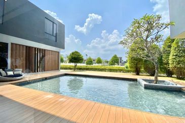 S2 HEIGHTS(SEREMBAN 2)