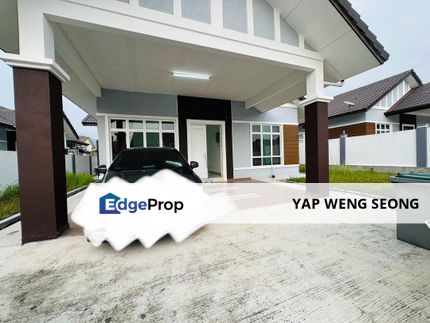 Single storey bungalow for rent @ seremban senawang, Negeri Sembilan, Seremban