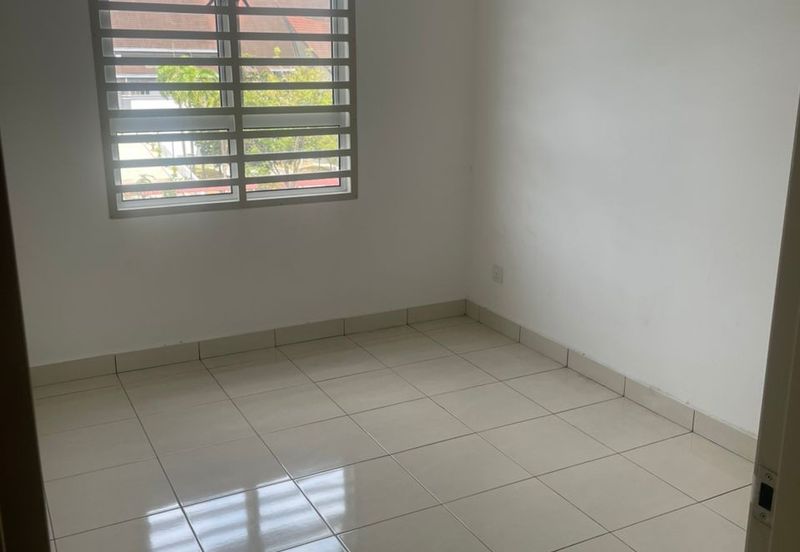 Safira Apartment, Seremban 2