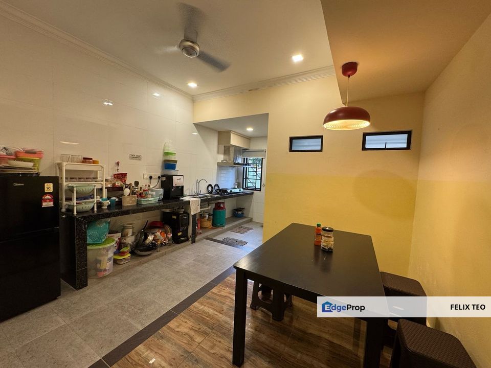 JB Town Taman Kolam Air Single Storey Semi D (High ROI), Johor, Johor Bahru