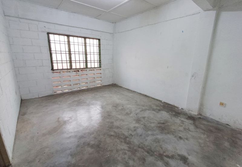 Flat Temenggong, Bandar Indahpura