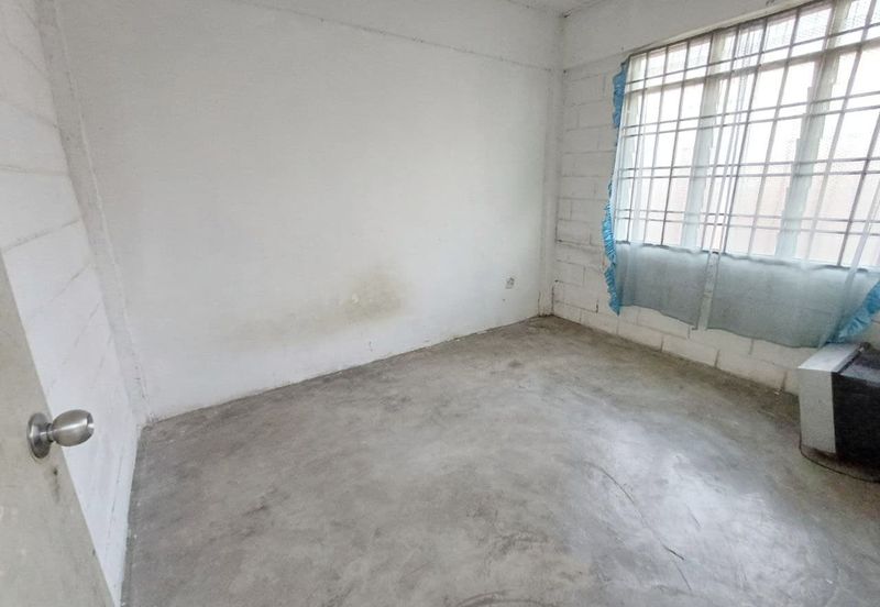 Flat Temenggong, Bandar Indahpura